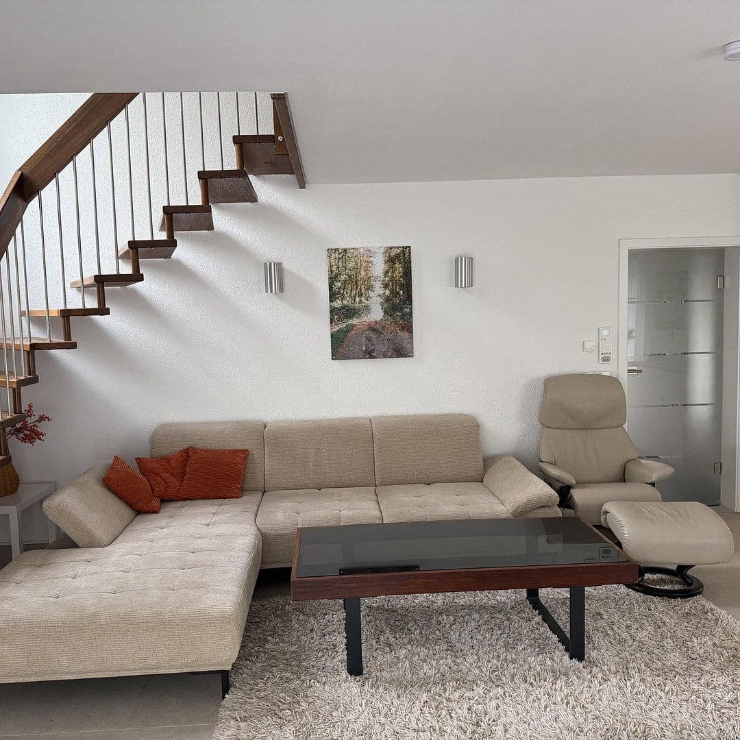 Predaj domu 155 m², pozemok 515 m², Schwendi, Bádensko-Wurttembersko Predaj domu 155 m², pozemok 515 m², Schwendi, Bádensko-Wurttembersko