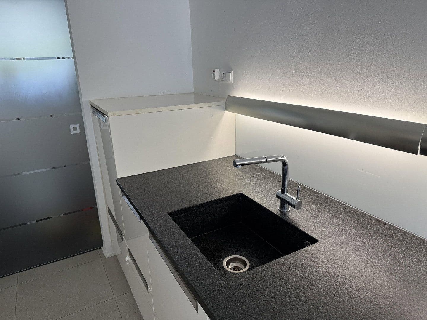 Predaj domu 155 m², pozemok 515 m², Schwendi, Bádensko-Wurttembersko Predaj domu 155 m², pozemok 515 m², Schwendi, Bádensko-Wurttembersko