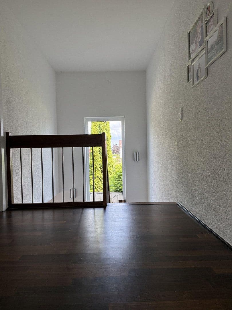 Predaj domu 155 m², pozemok 515 m², Schwendi, Bádensko-Wurttembersko Predaj domu 155 m², pozemok 515 m², Schwendi, Bádensko-Wurttembersko