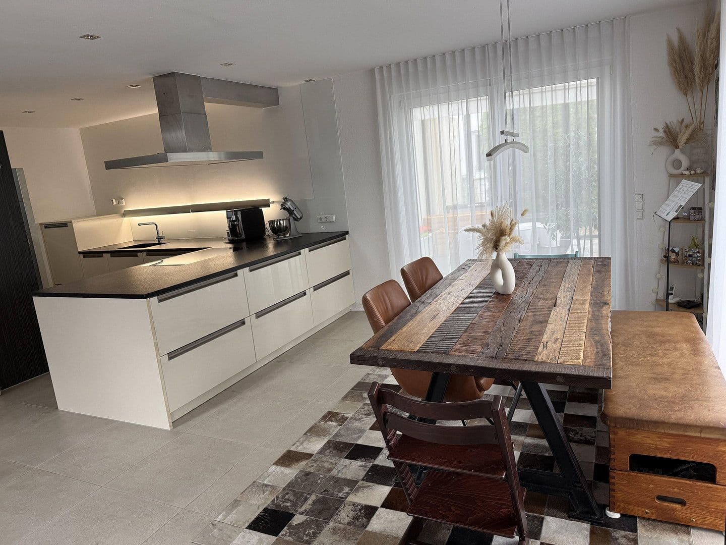 Predaj domu 155 m², pozemok 515 m², Schwendi, Bádensko-Wurttembersko Predaj domu 155 m², pozemok 515 m², Schwendi, Bádensko-Wurttembersko