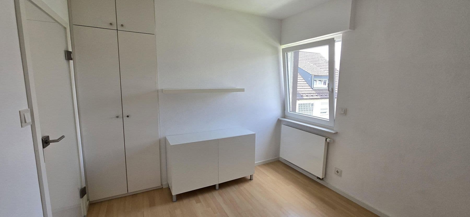 Prenájom bytu 3-izbový 52 m², Stuttgart, Bádensko-Wurttembersko Prenájom bytu 3-izbový 52 m², Stuttgart, Bádensko-Wurttembersko