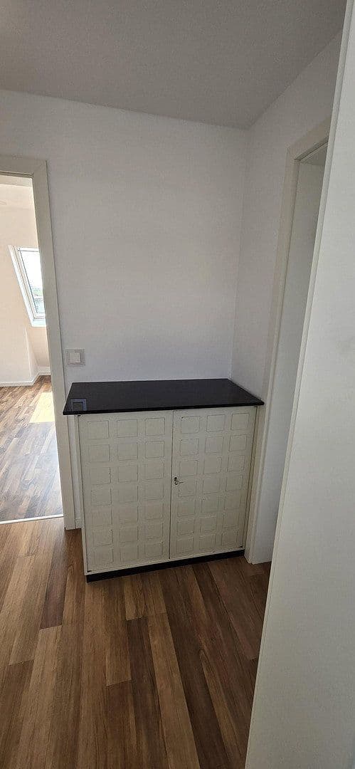 Prenájom bytu 3-izbový 52 m², Stuttgart, Bádensko-Wurttembersko Prenájom bytu 3-izbový 52 m², Stuttgart, Bádensko-Wurttembersko