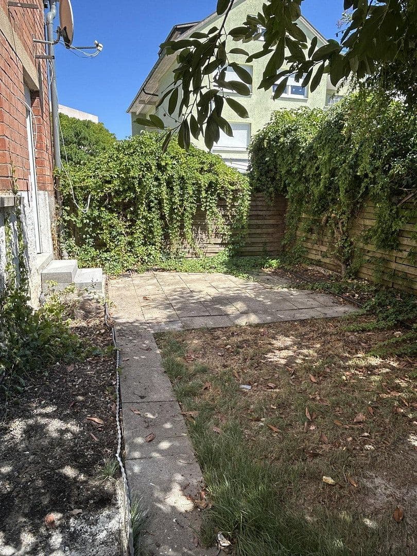 Prenájom bytu 2-izbový 54 m², Fronbergstraße 4, Kirchheim am Neckar, Bádensko-Wurttembersko Prenájom bytu 2-izbový 54 m², Fronbergstraße 4, Kirchheim am Neckar, Bádensko-Wurttembersko