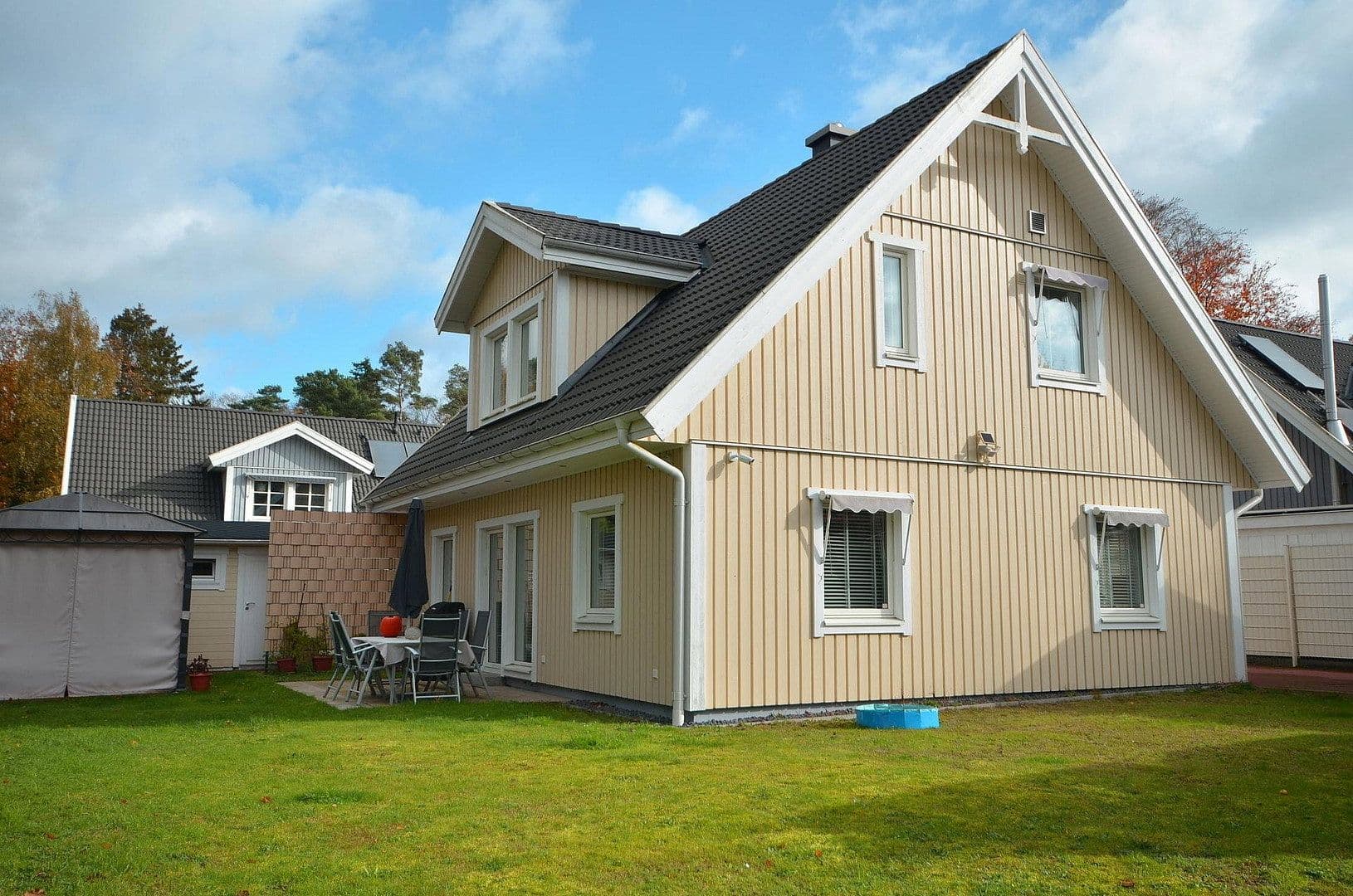 Predaj domu 142 m², pozemok 511 m², Buchholz in der Nordheide, Dolné Sasko Predaj domu 142 m², pozemok 511 m², Buchholz in der Nordheide, Dolné Sasko