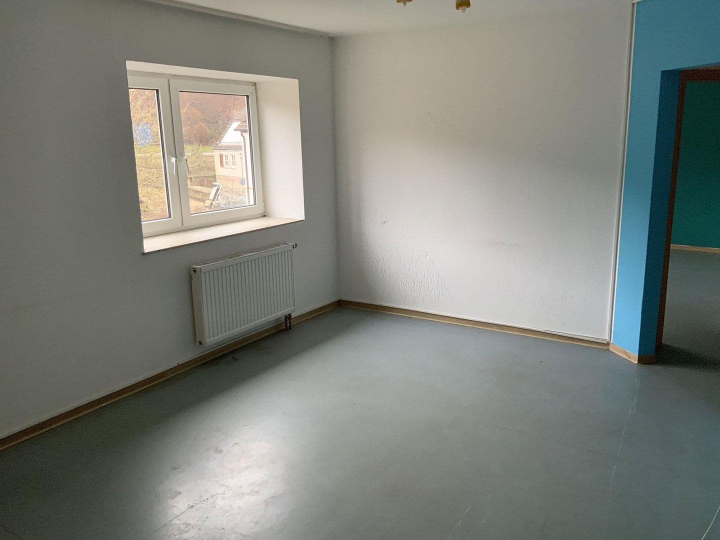 Prenájom domu 454 m², pozemok 959 m², Oberweiler-Tiefenbach, Porýnie-Falcko Prenájom domu 454 m², pozemok 959 m², Oberweiler-Tiefenbach, Porýnie-Falcko