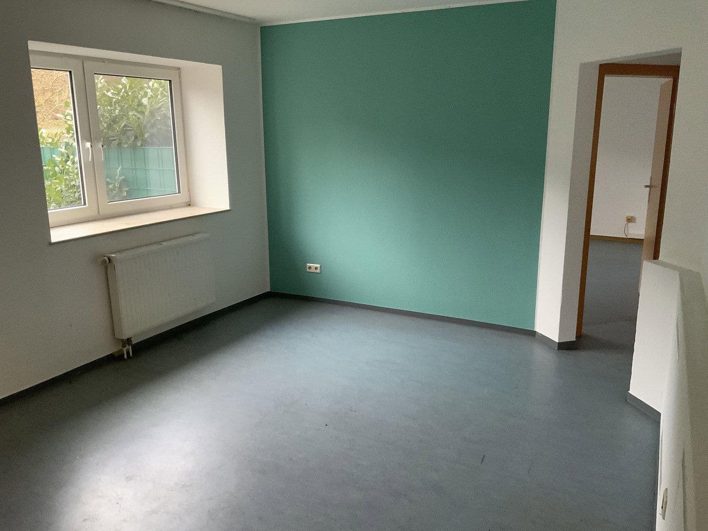 Prenájom domu 454 m², pozemok 959 m², Oberweiler-Tiefenbach, Porýnie-Falcko Prenájom domu 454 m², pozemok 959 m², Oberweiler-Tiefenbach, Porýnie-Falcko