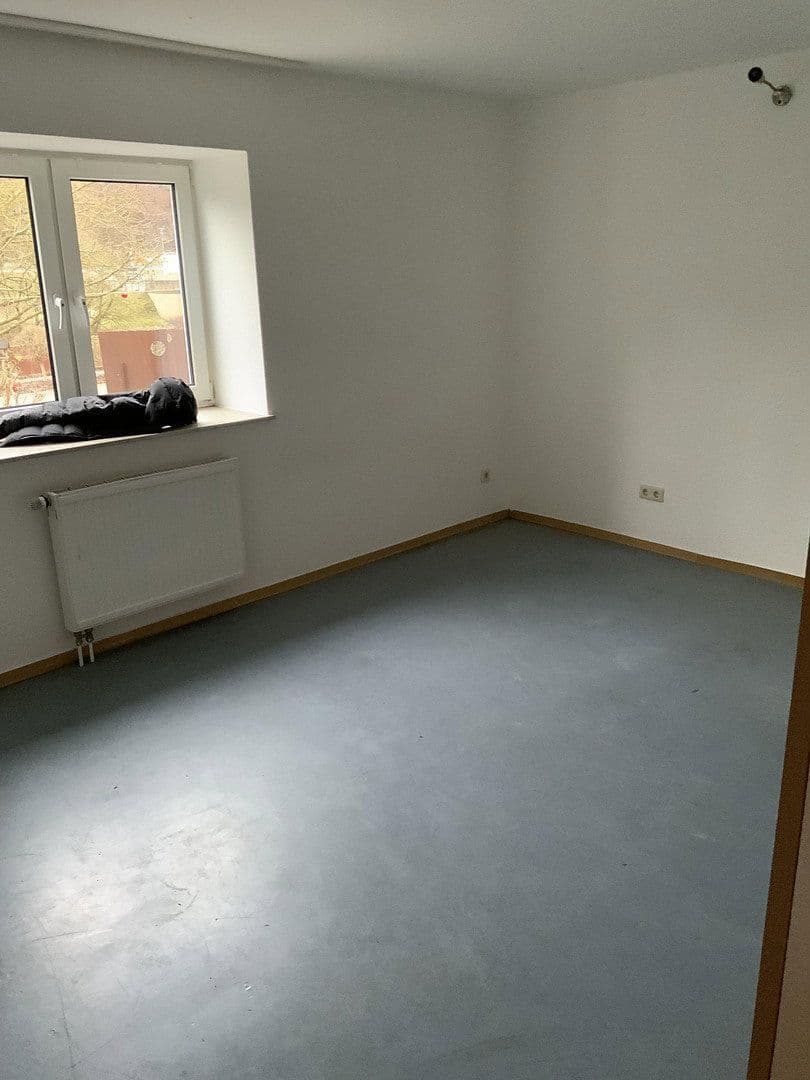 Prenájom domu 454 m², pozemok 959 m², Oberweiler-Tiefenbach, Porýnie-Falcko Prenájom domu 454 m², pozemok 959 m², Oberweiler-Tiefenbach, Porýnie-Falcko