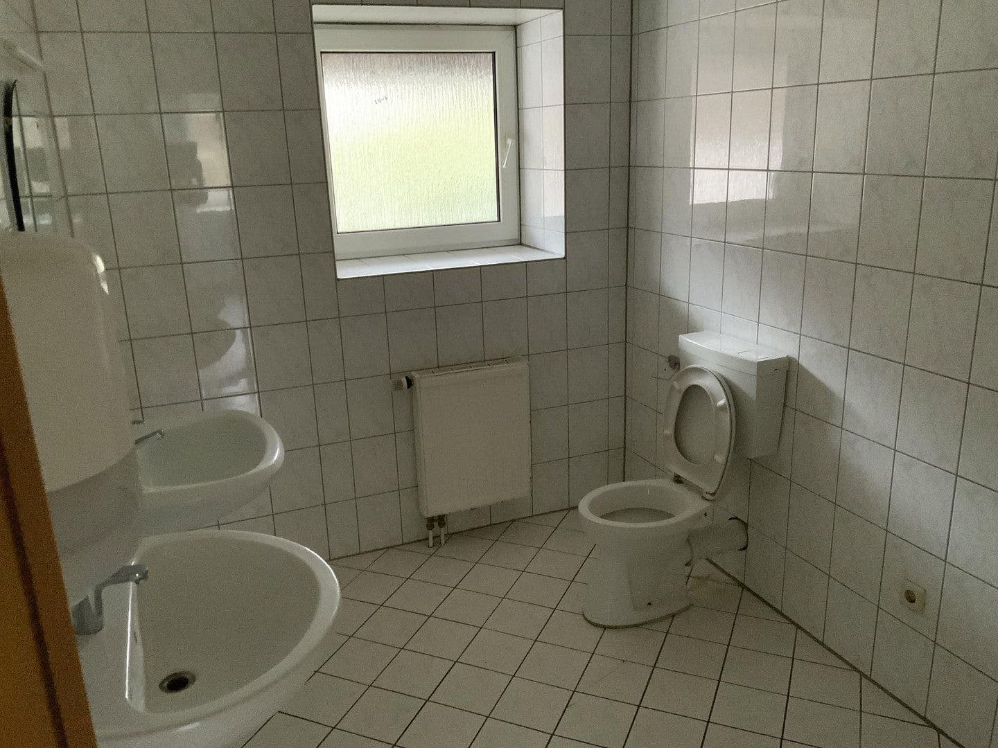 Prenájom domu 454 m², pozemok 959 m², Oberweiler-Tiefenbach, Porýnie-Falcko Prenájom domu 454 m², pozemok 959 m², Oberweiler-Tiefenbach, Porýnie-Falcko