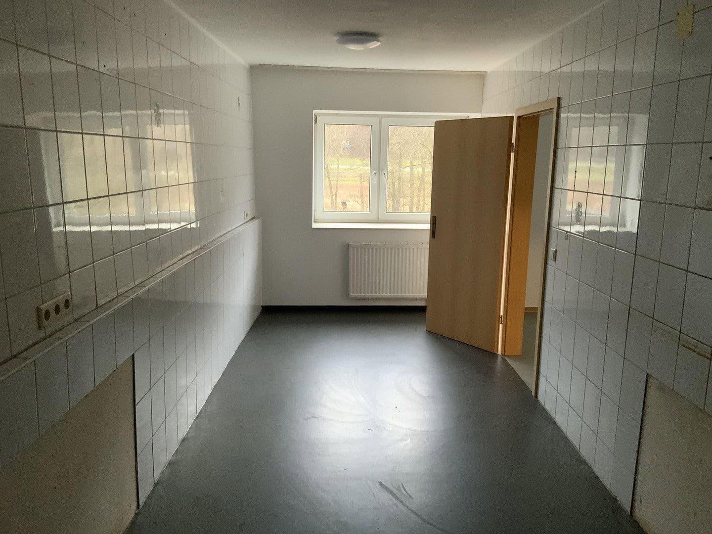 Prenájom domu 454 m², pozemok 959 m², Oberweiler-Tiefenbach, Porýnie-Falcko Prenájom domu 454 m², pozemok 959 m², Oberweiler-Tiefenbach, Porýnie-Falcko