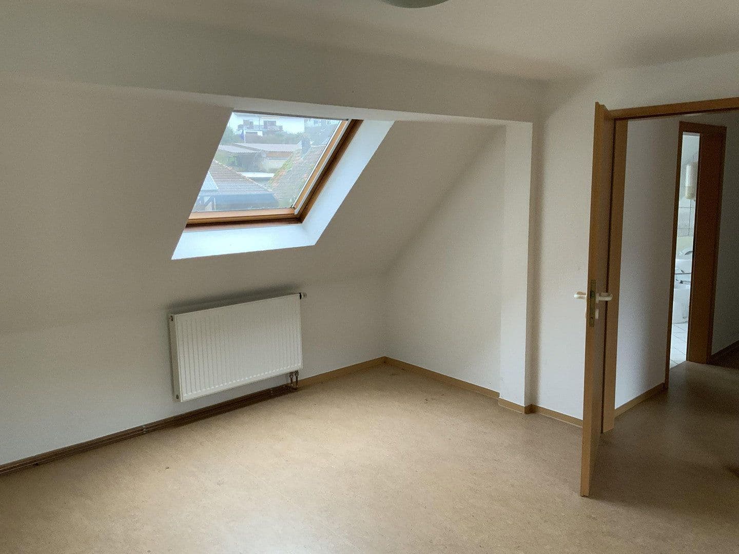 Prenájom domu 454 m², pozemok 959 m², Oberweiler-Tiefenbach, Porýnie-Falcko Prenájom domu 454 m², pozemok 959 m², Oberweiler-Tiefenbach, Porýnie-Falcko