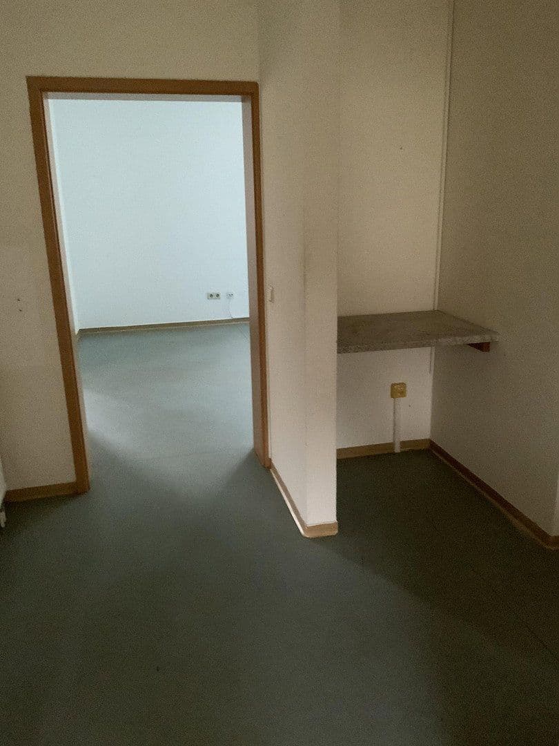 Prenájom domu 454 m², pozemok 959 m², Oberweiler-Tiefenbach, Porýnie-Falcko Prenájom domu 454 m², pozemok 959 m², Oberweiler-Tiefenbach, Porýnie-Falcko