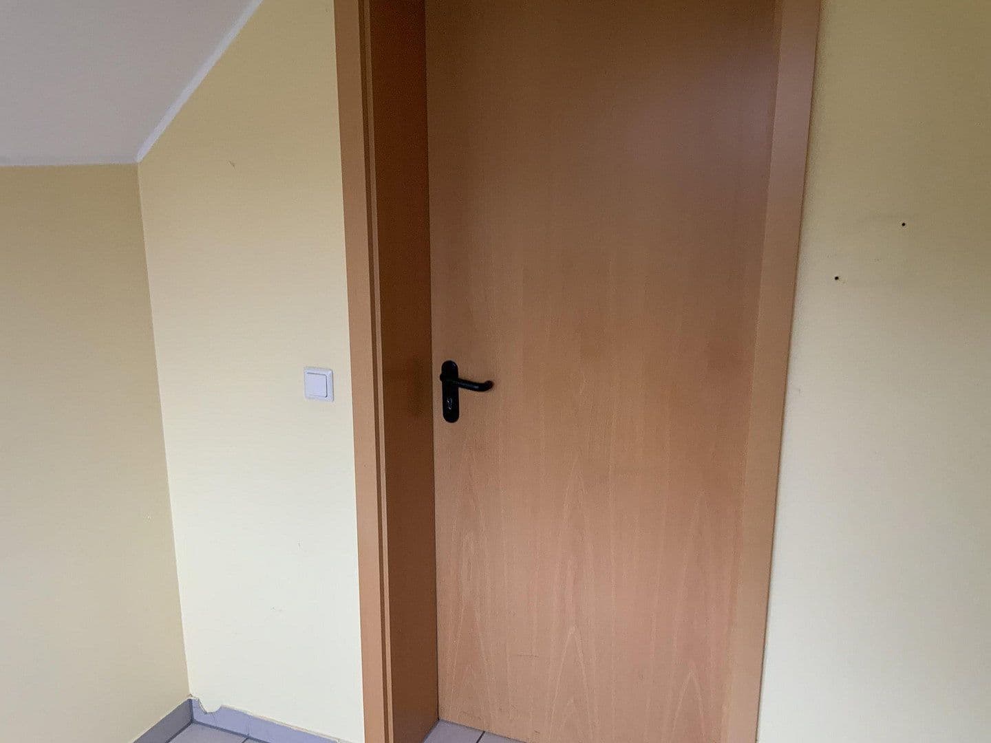 Prenájom domu 454 m², pozemok 959 m², Oberweiler-Tiefenbach, Porýnie-Falcko Prenájom domu 454 m², pozemok 959 m², Oberweiler-Tiefenbach, Porýnie-Falcko