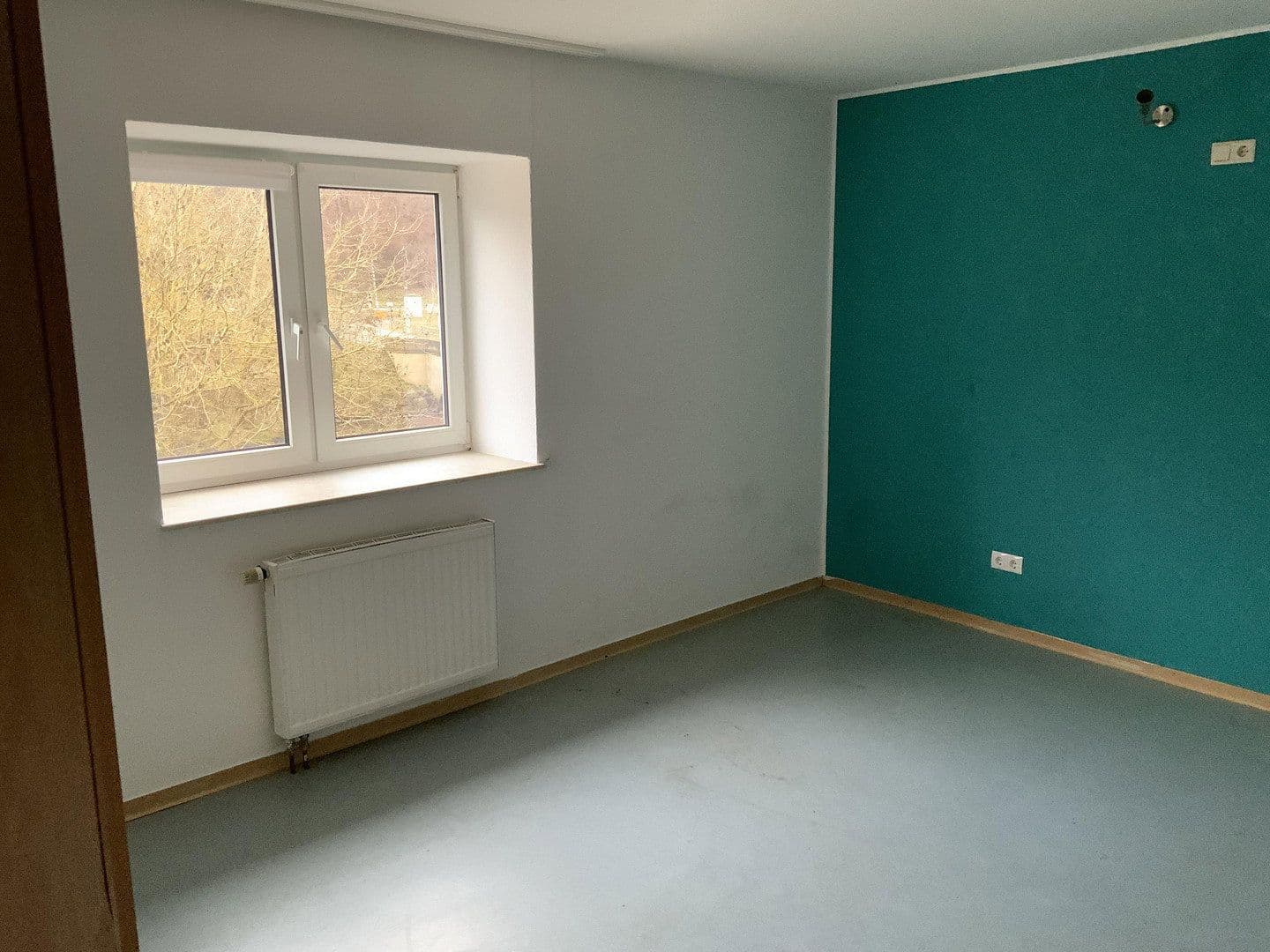 Prenájom domu 454 m², pozemok 959 m², Oberweiler-Tiefenbach, Porýnie-Falcko Prenájom domu 454 m², pozemok 959 m², Oberweiler-Tiefenbach, Porýnie-Falcko