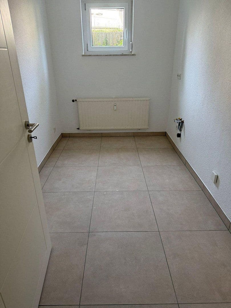 Prenájom bytu 3-izbový 74 m², Petrus-Waldus-Straße 11, Karlsruhe, Bádensko-Wurttembersko Prenájom bytu 3-izbový 74 m², Petrus-Waldus-Straße 11, Karlsruhe, Bádensko-Wurttembersko