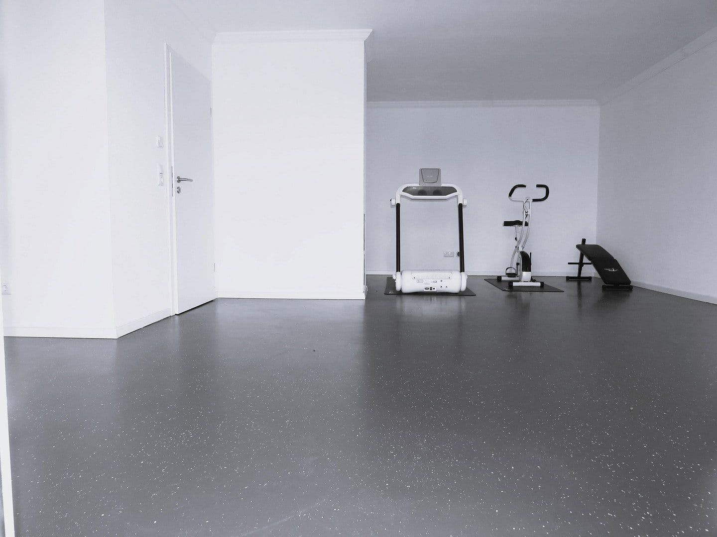 Predaj domu 274 m², pozemok 629 m², Niedernhall, Bádensko-Wurttembersko Predaj domu 274 m², pozemok 629 m², Niedernhall, Bádensko-Wurttembersko