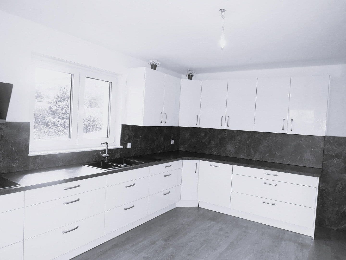 Predaj domu 274 m², pozemok 629 m², Niedernhall, Bádensko-Wurttembersko Predaj domu 274 m², pozemok 629 m², Niedernhall, Bádensko-Wurttembersko