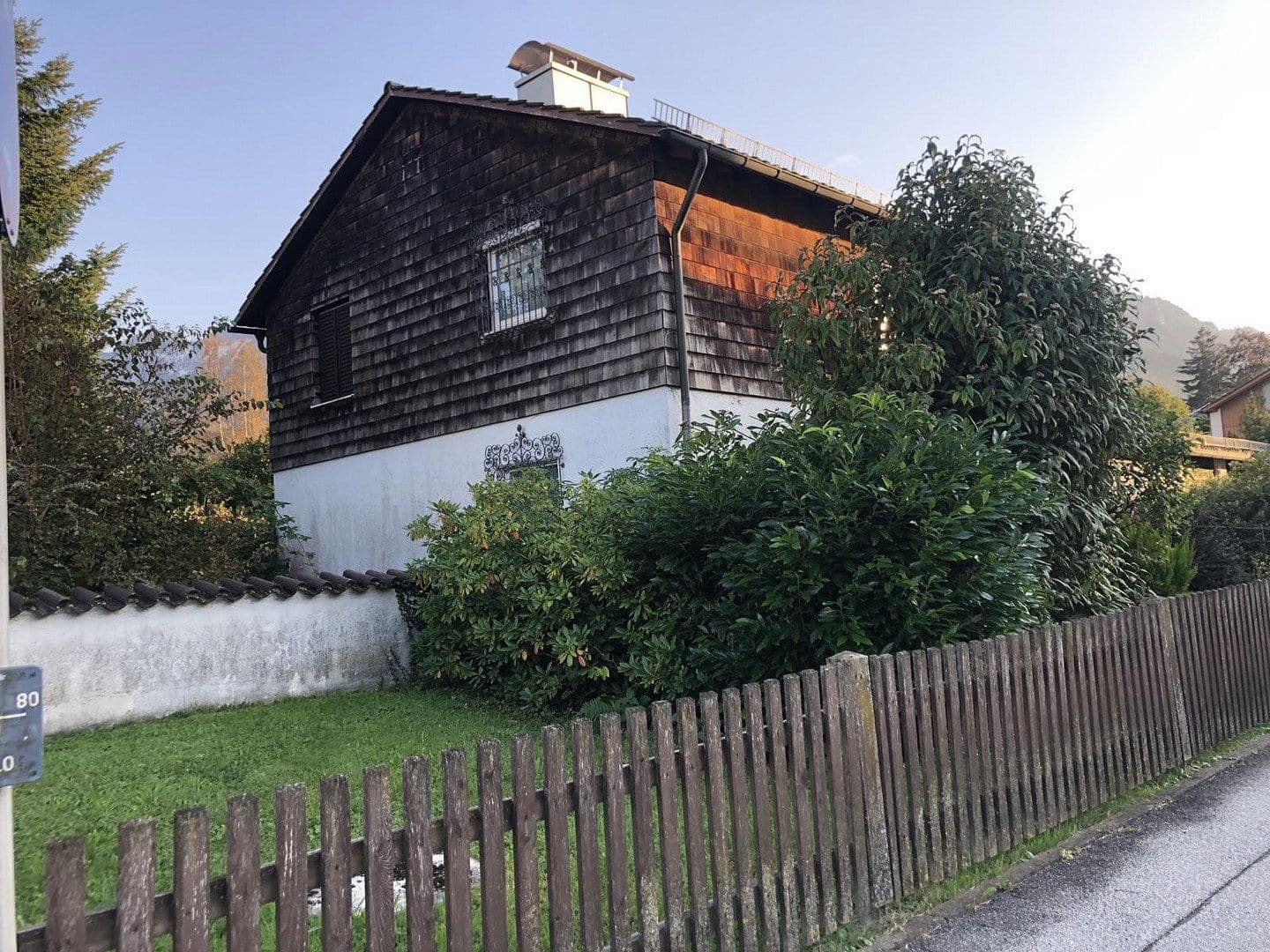 Predaj domu 148 m², pozemok 1.396 m², Bayerisch Gmain, Bavorsko Predaj domu 148 m², pozemok 1.396 m², Bayerisch Gmain, Bavorsko