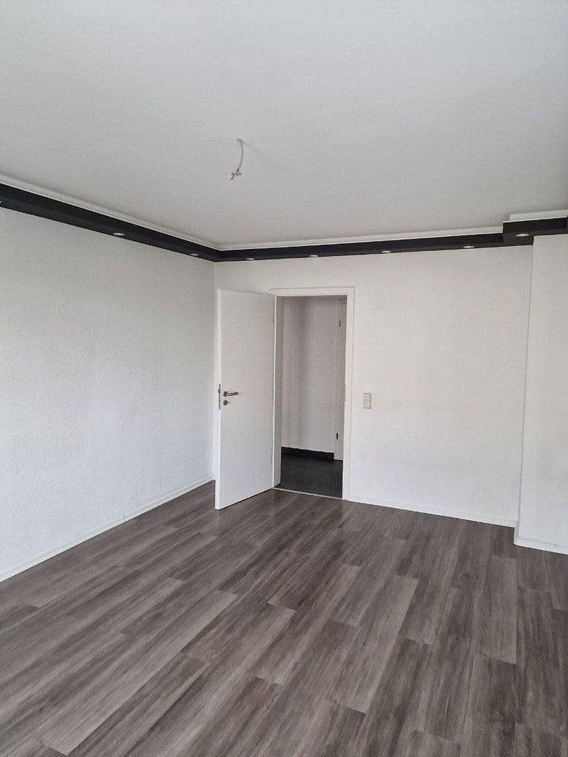 Predaj domu 910 m², Gartenstr 7-8, Königshain-Wiederau, Sasko Predaj domu 910 m², Gartenstr 7-8, Königshain-Wiederau, Sasko