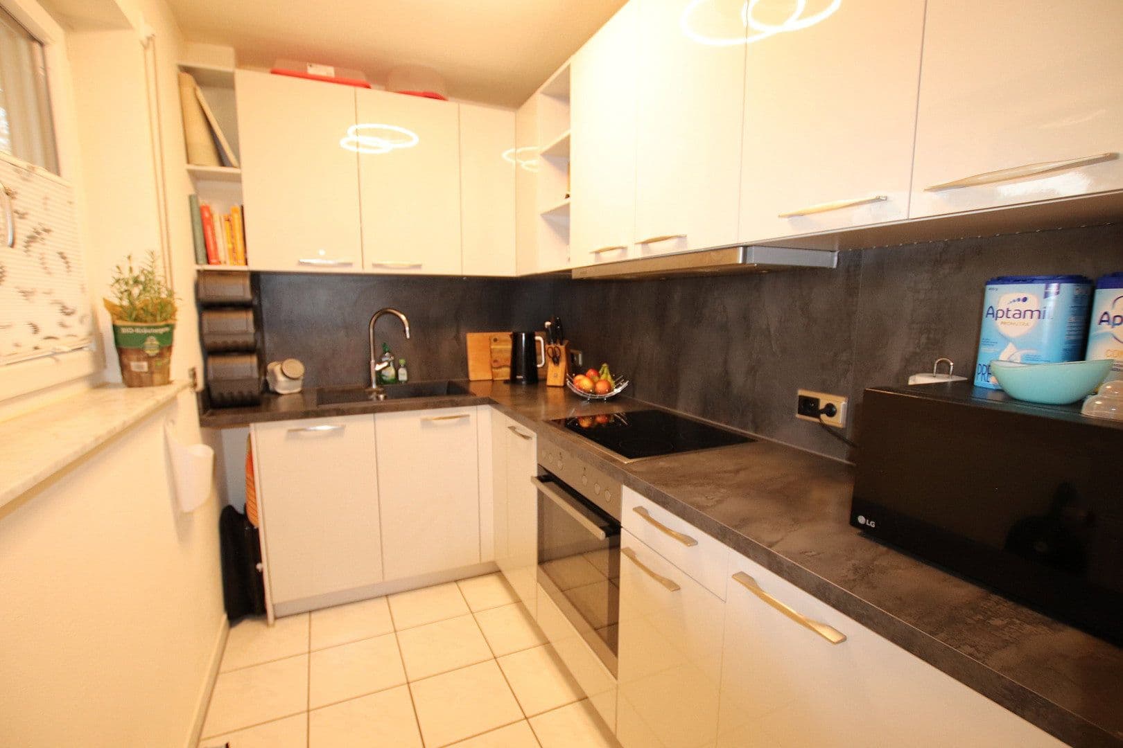 Prenájom bytu 2-izbový 53 m², Neuenstadt am Kocher, Bádensko-Wurttembersko Prenájom bytu 2-izbový 53 m², Neuenstadt am Kocher, Bádensko-Wurttembersko