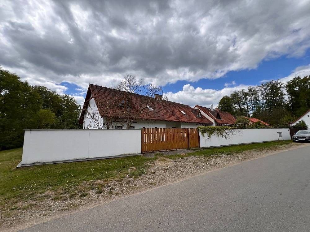 Prenájom rekreačného objektu, Mirotice, Jihočeský kraj Prenájom rekreačného objektu, Mirotice, Jihočeský kraj