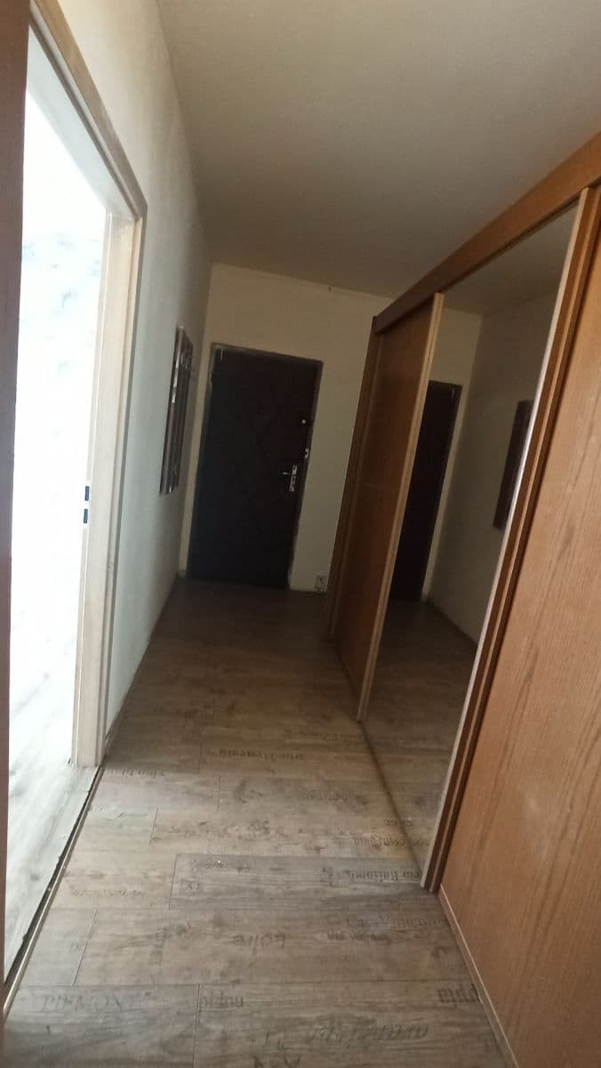 Predaj bytu 3-izbový 75 m², Čsl. partyzánů, Děčín, Ústecký kraj Predaj bytu 3-izbový 75 m², Čsl. partyzánů, Děčín, Ústecký kraj