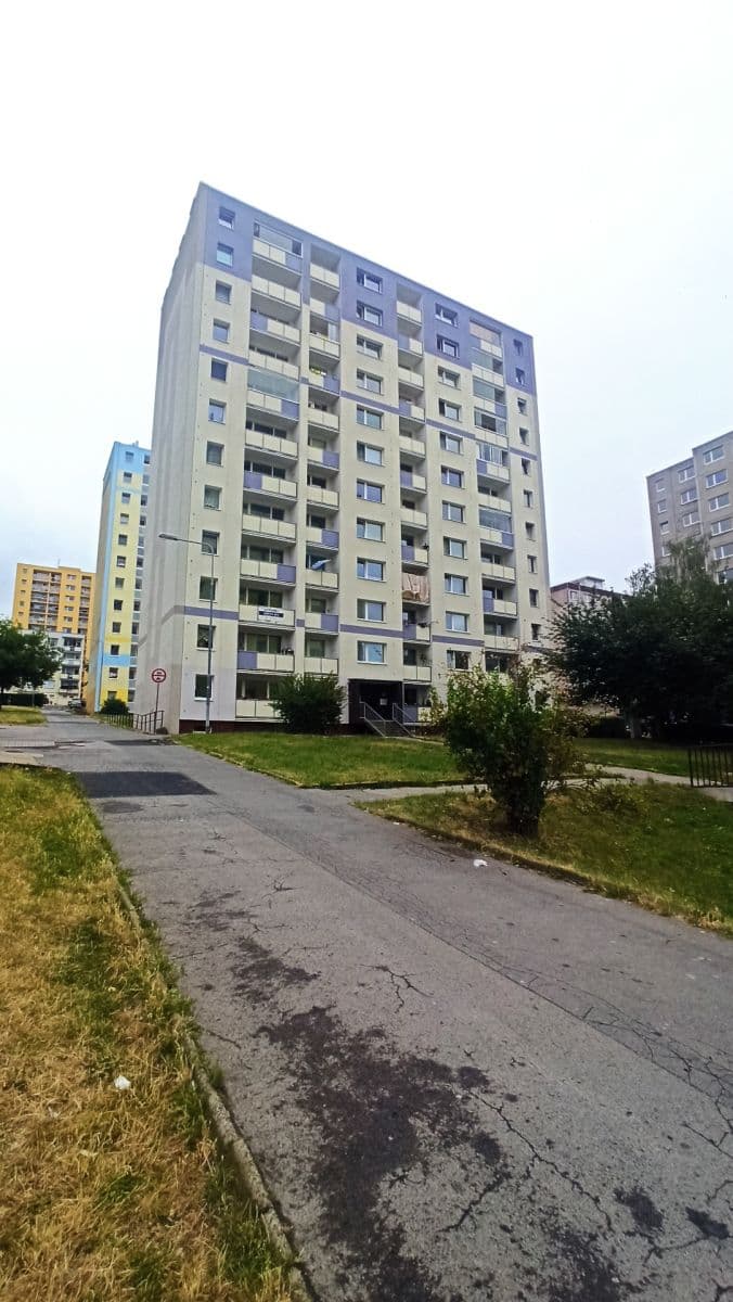 Predaj bytu 3-izbový 75 m², Čsl. partyzánů, Děčín, Ústecký kraj Predaj bytu 3-izbový 75 m², Čsl. partyzánů, Děčín, Ústecký kraj