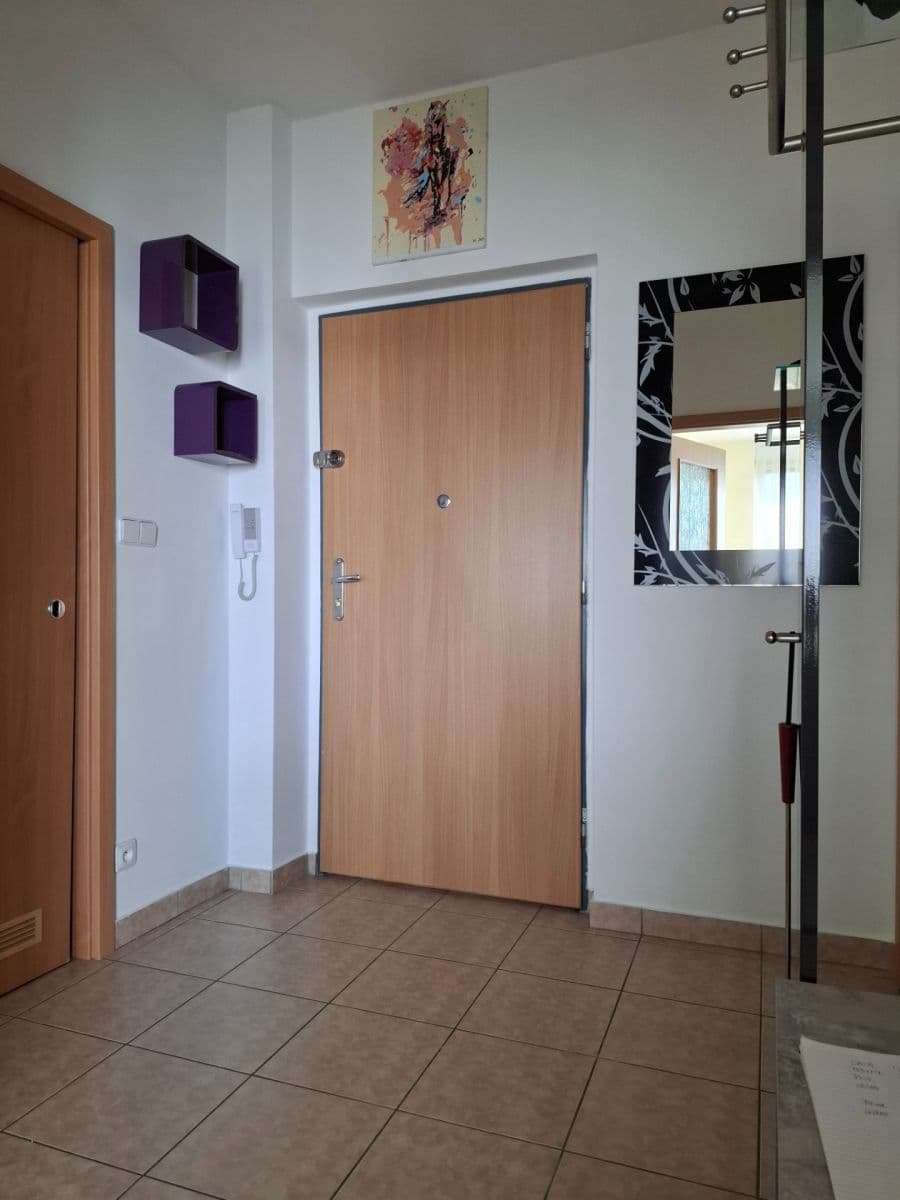 Prenájom bytu 2-izbový 48 m², Jeřabinová, Praha, Praha Prenájom bytu 2-izbový 48 m², Jeřabinová, Praha, Praha
