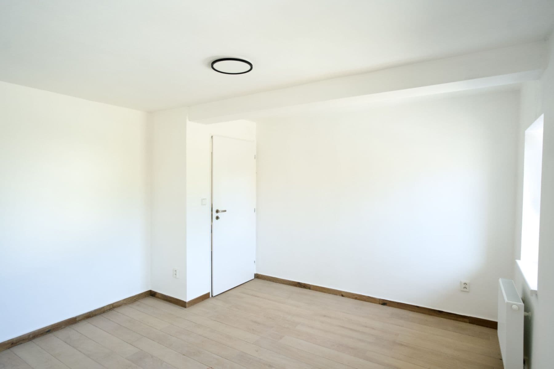 Prenájom bytu 2-izbový 42 m², Jiráskova, Hostivice, Středočeský kraj Prenájom bytu 2-izbový 42 m², Jiráskova, Hostivice, Středočeský kraj