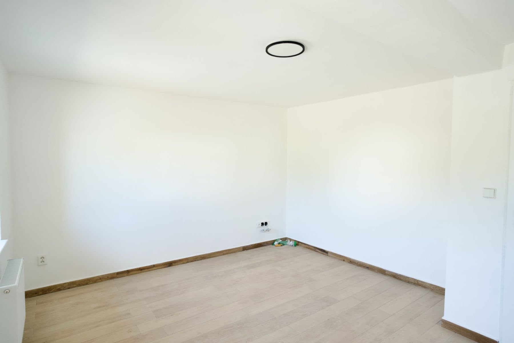 Prenájom bytu 2-izbový 42 m², Jiráskova, Hostivice, Středočeský kraj Prenájom bytu 2-izbový 42 m², Jiráskova, Hostivice, Středočeský kraj