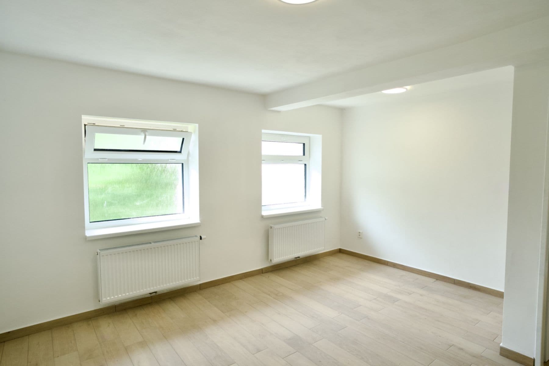 Prenájom bytu 2-izbový 42 m², Jiráskova, Hostivice, Středočeský kraj Prenájom bytu 2-izbový 42 m², Jiráskova, Hostivice, Středočeský kraj
