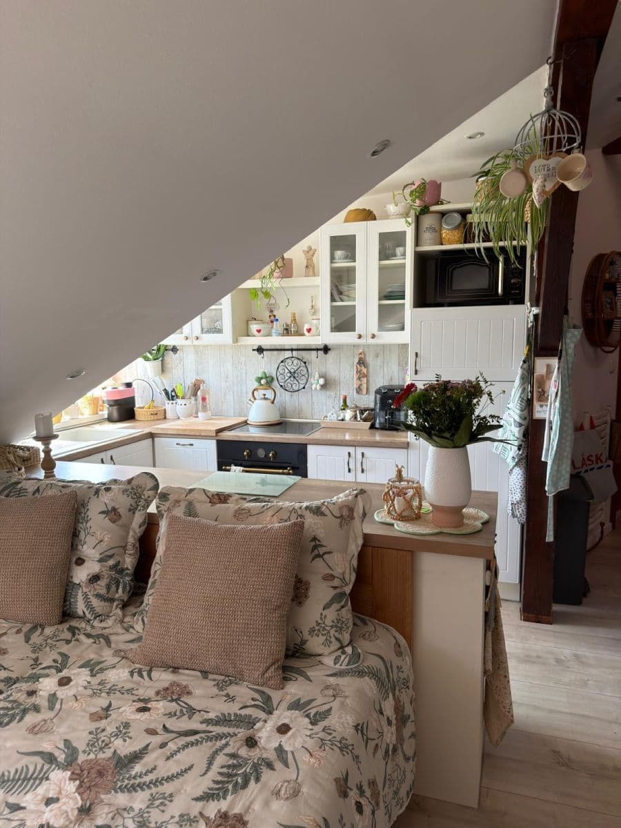 Predaj bytu 3-izbový 70 m², Přípotoční, Praha, Praha Predaj bytu 3-izbový 70 m², Přípotoční, Praha, Praha