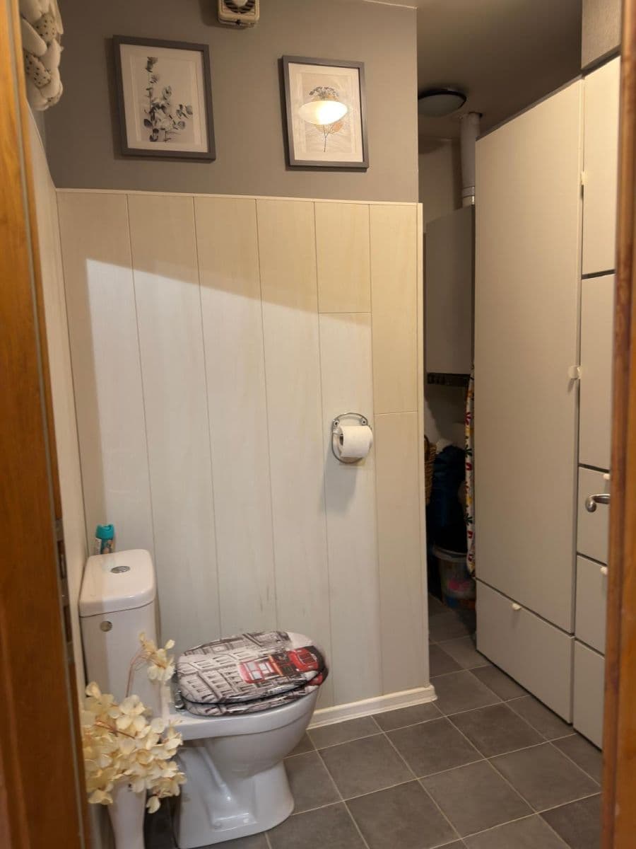 Predaj bytu 3-izbový 70 m², Přípotoční, Praha, Praha Predaj bytu 3-izbový 70 m², Přípotoční, Praha, Praha
