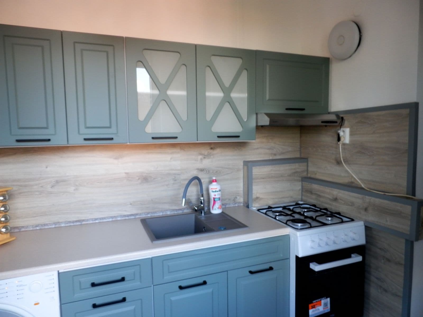 Prenájom bytu 2-izbový 58 m², Obránců míru, Lomnice nad Popelkou, Liberecký kraj Prenájom bytu 2-izbový 58 m², Obránců míru, Lomnice nad Popelkou, Liberecký kraj