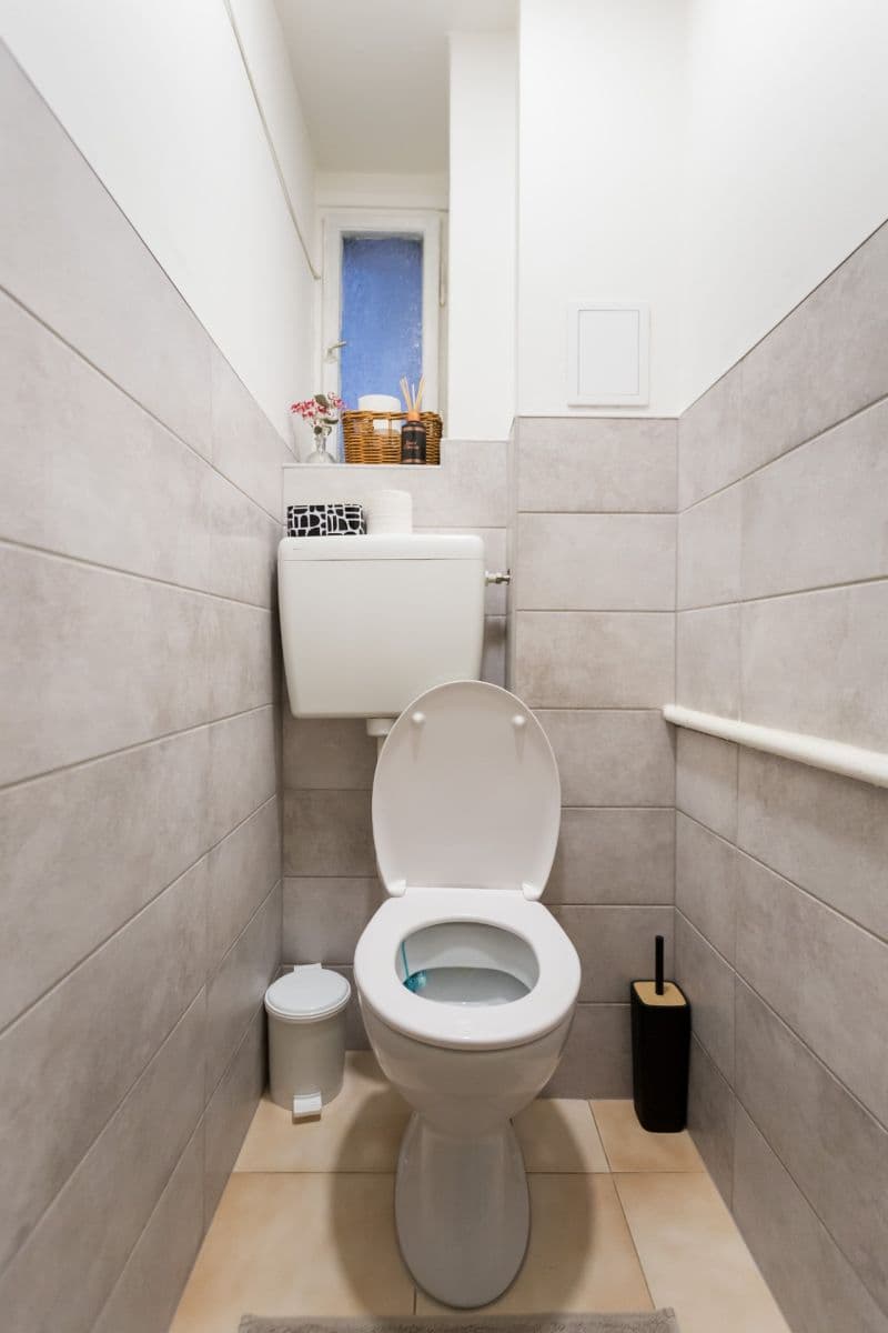 Prenájom bytu 2-izbový 43 m², Jateční, Praha, Praha Prenájom bytu 2-izbový 43 m², Jateční, Praha, Praha