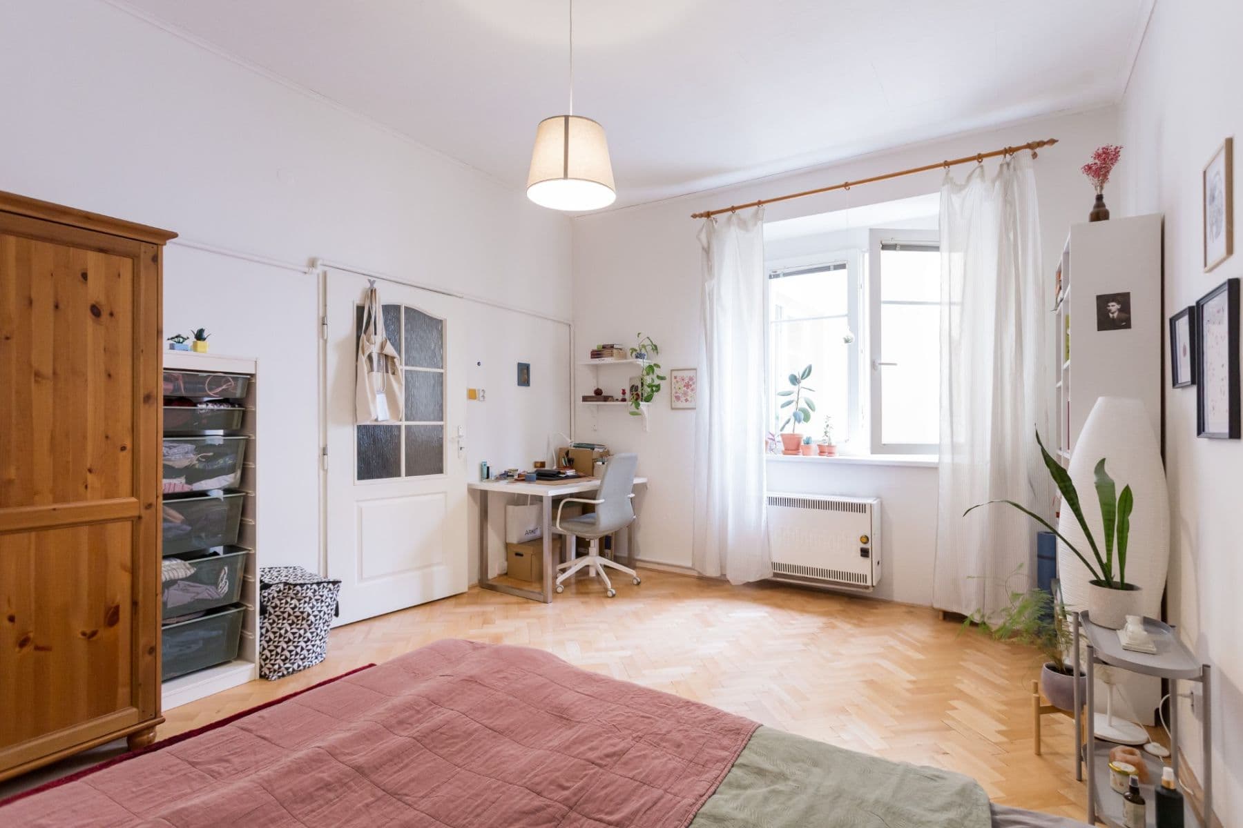 Prenájom bytu 2-izbový 43 m², Jateční, Praha, Praha Prenájom bytu 2-izbový 43 m², Jateční, Praha, Praha