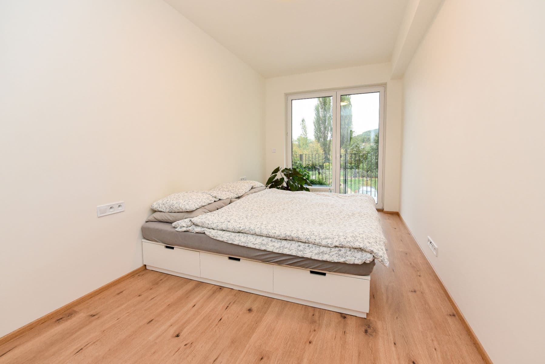 Prenájom bytu 2-izbový 57 m², Na Parkáně, Beroun, Středočeský kraj Prenájom bytu 2-izbový 57 m², Na Parkáně, Beroun, Středočeský kraj
