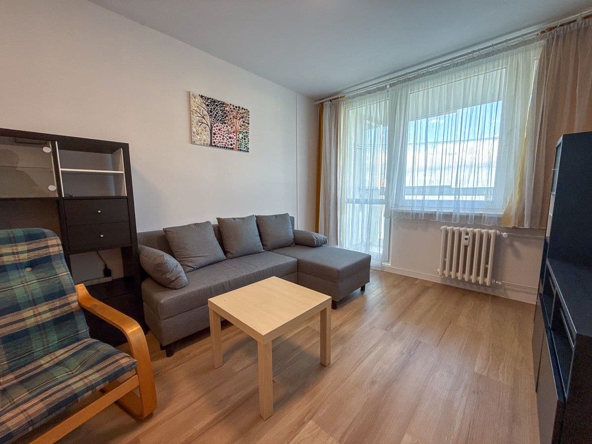 Prenájom bytu 2-izbový 46 m², Bellušova, Praha, Praha Prenájom bytu 2-izbový 46 m², Bellušova, Praha, Praha