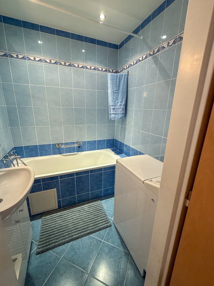Prenájom bytu 2-izbový 46 m², Bellušova, Praha, Praha Prenájom bytu 2-izbový 46 m², Bellušova, Praha, Praha