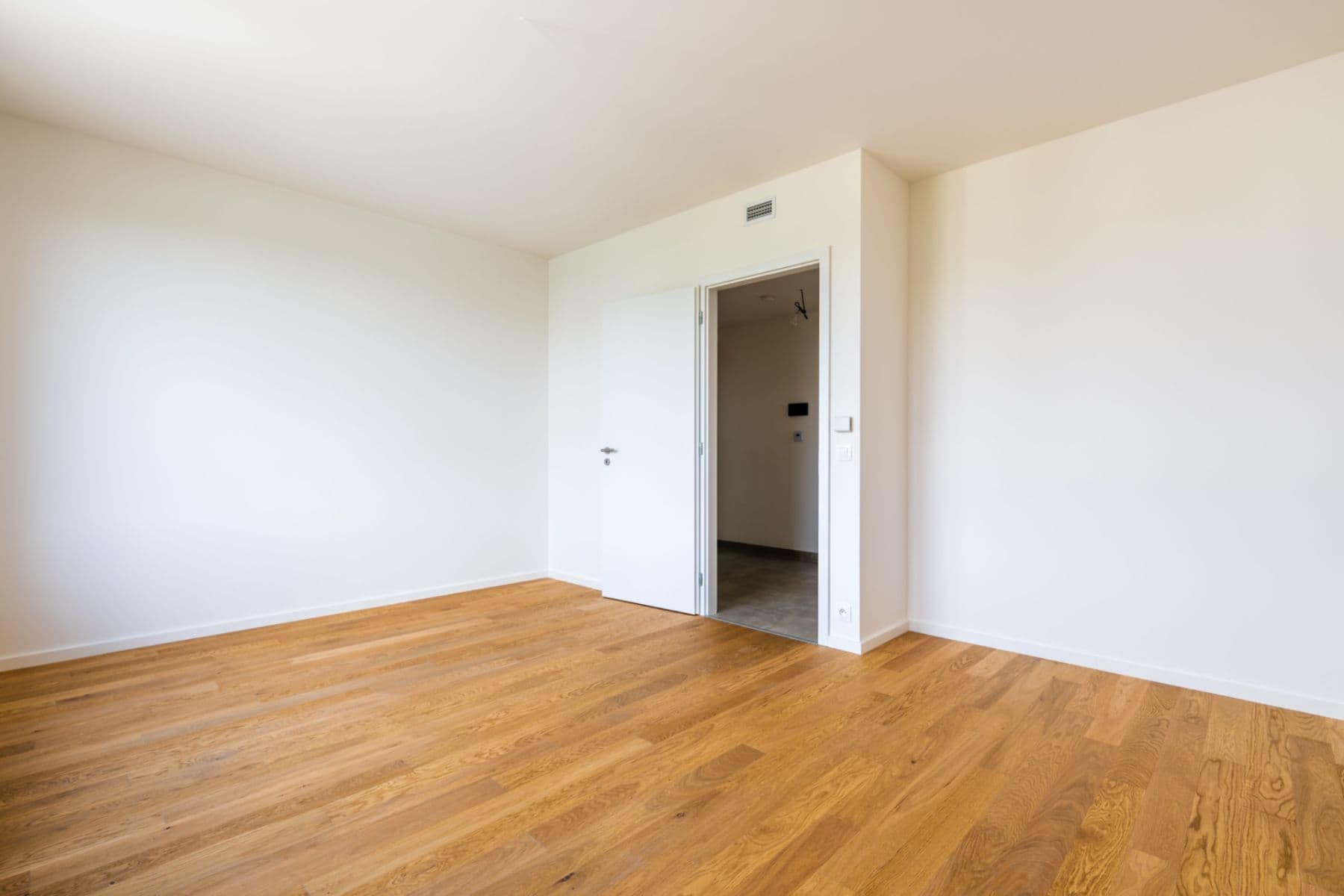 Prenájom bytu 2-izbový 56 m², Veselovského, Praha, Praha Prenájom bytu 2-izbový 56 m², Veselovského, Praha, Praha