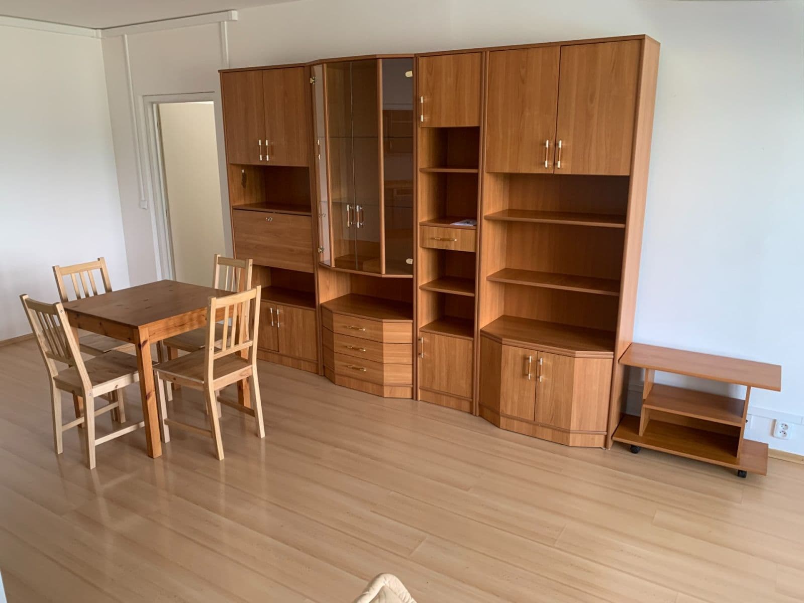 Prenájom bytu 4-izbový 90 m², Slunečná, Brno, Jihomoravský kraj Prenájom bytu 4-izbový 90 m², Slunečná, Brno, Jihomoravský kraj