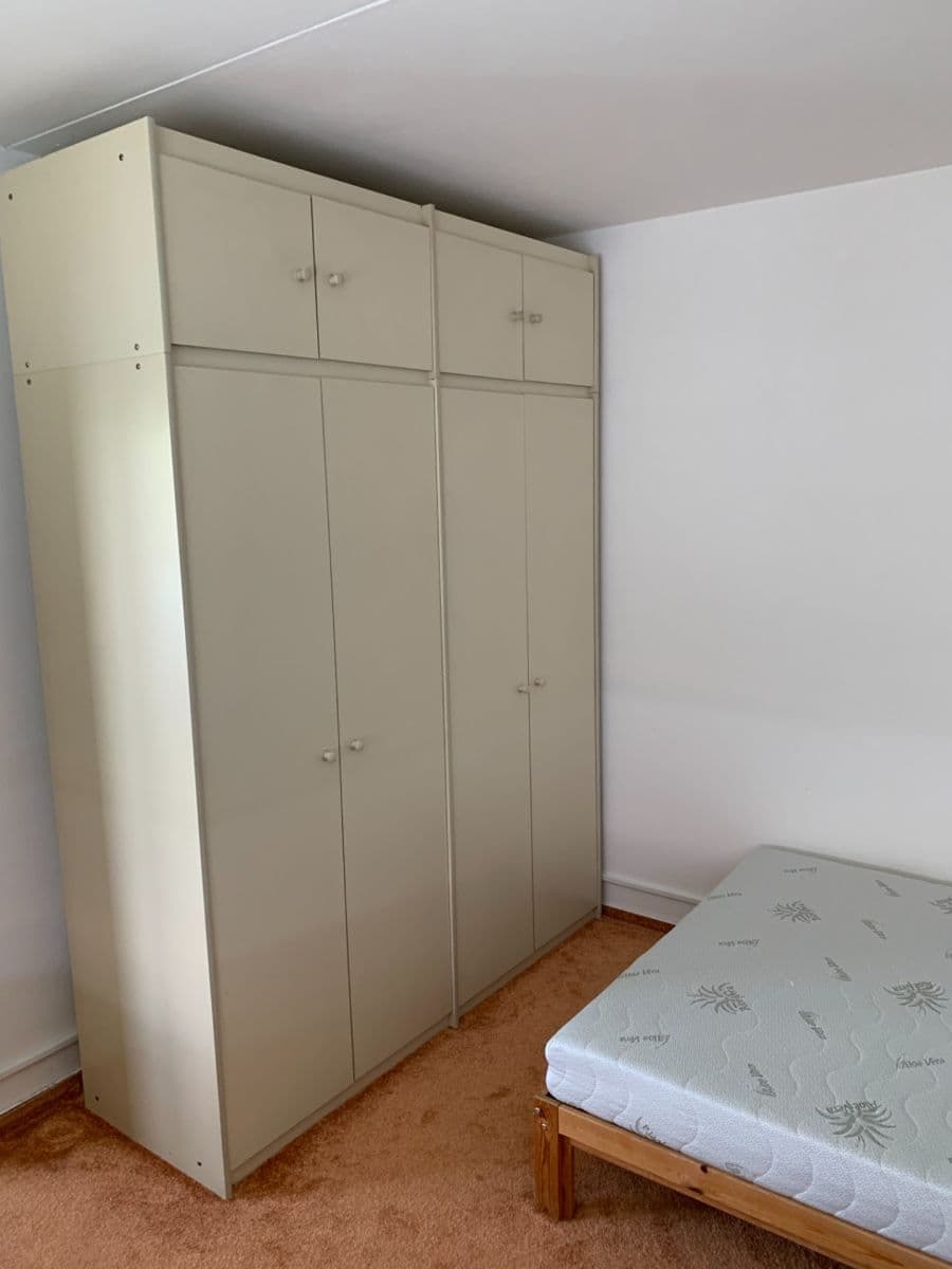 Prenájom bytu 4-izbový 90 m², Slunečná, Brno, Jihomoravský kraj Prenájom bytu 4-izbový 90 m², Slunečná, Brno, Jihomoravský kraj