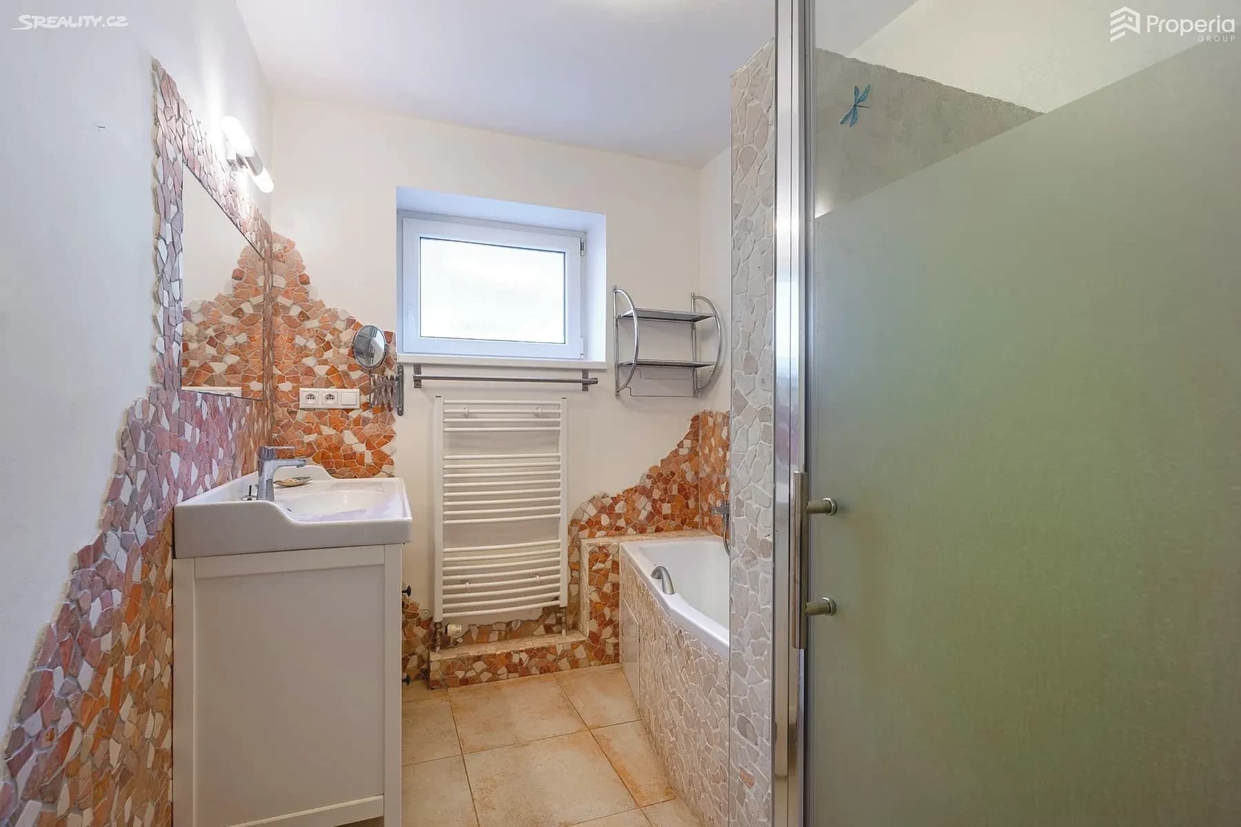 Prenájom domu 365 m², pozemok 818 m², Mokrá-Horákov, Jihomoravský kraj Prenájom domu 365 m², pozemok 818 m², Mokrá-Horákov, Jihomoravský kraj