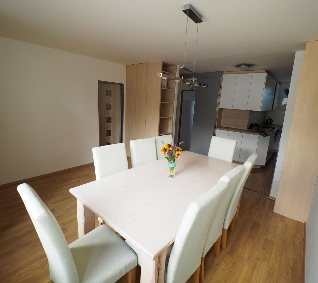 Prenájom bytu 3-izbový 66 m², Jungmannova, Otrokovice, Zlínský kraj Prenájom bytu 3-izbový 66 m², Jungmannova, Otrokovice, Zlínský kraj