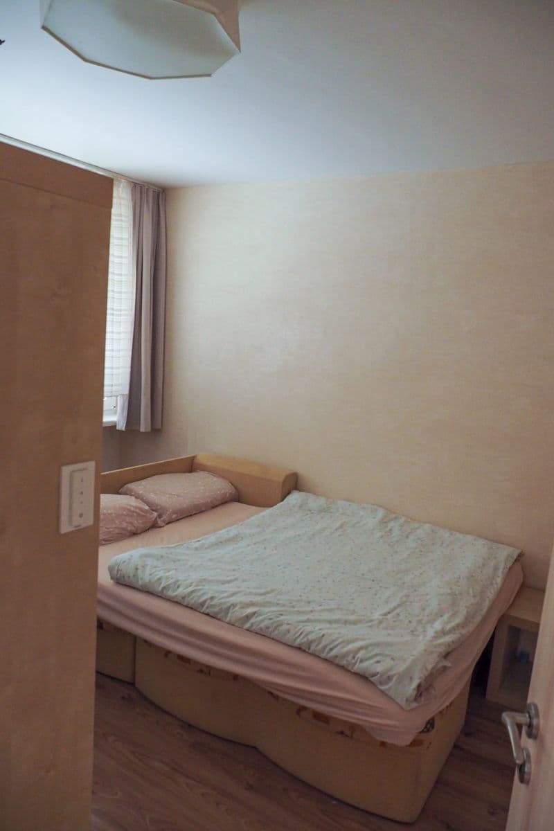 Prenájom bytu 3-izbový 66 m², Jungmannova, Otrokovice, Zlínský kraj Prenájom bytu 3-izbový 66 m², Jungmannova, Otrokovice, Zlínský kraj