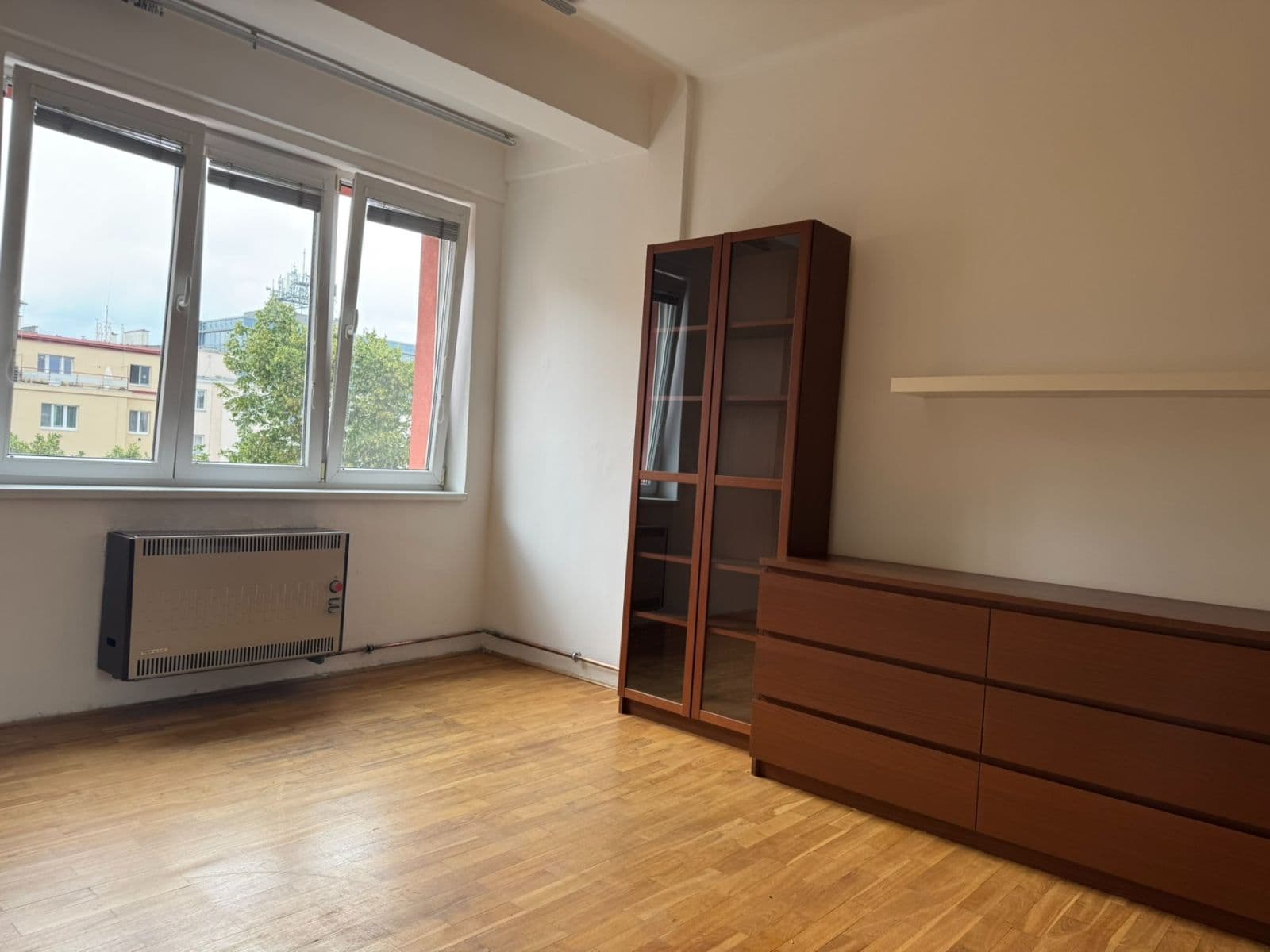Prenájom bytu 2-izbový 46 m², Biskupcova, Praha, Praha Prenájom bytu 2-izbový 46 m², Biskupcova, Praha, Praha