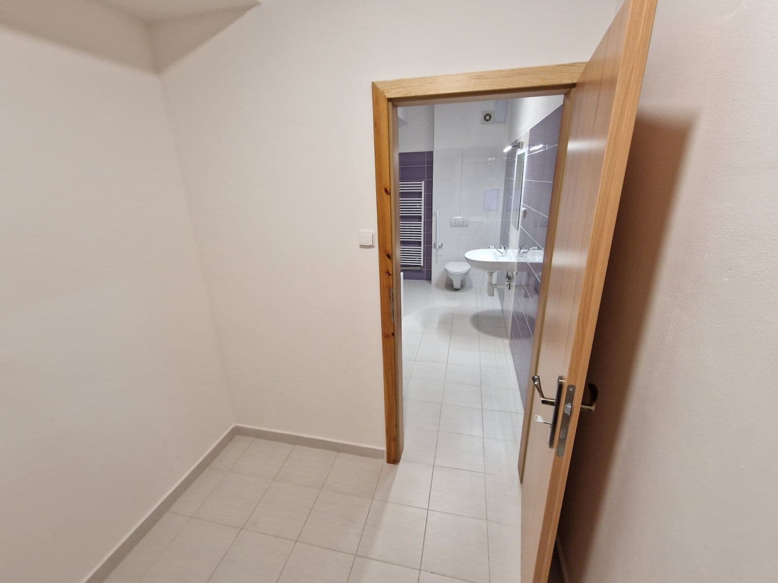 Prenájom bytu 1-izbový 42 m², Světnov, Kraj Vysočina Prenájom bytu 1-izbový 42 m², Světnov, Kraj Vysočina