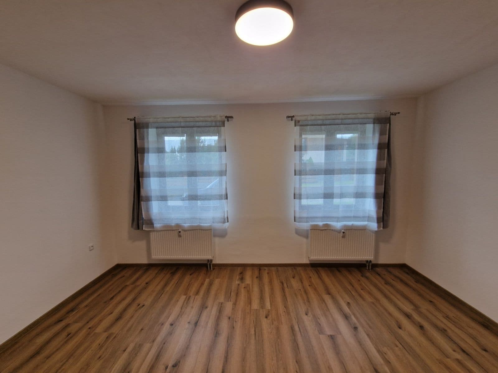 Prenájom bytu 1-izbový 42 m², Světnov, Kraj Vysočina Prenájom bytu 1-izbový 42 m², Světnov, Kraj Vysočina