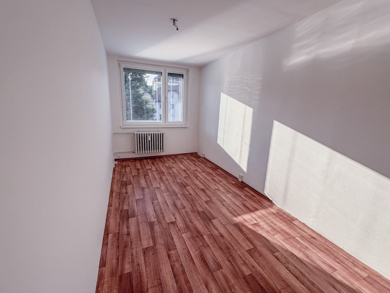 Predaj bytu 3-izbový 93 m², U Kněžské louky, Praha, Praha Predaj bytu 3-izbový 93 m², U Kněžské louky, Praha, Praha
