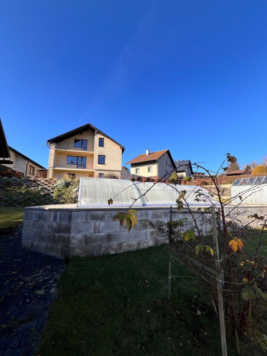 Predaj domu 1 m², pozemok 1.100 m², U Zahrádek, Jablonec nad Nisou, Liberecký kraj Predaj domu 1 m², pozemok 1.100 m², U Zahrádek, Jablonec nad Nisou, Liberecký kraj