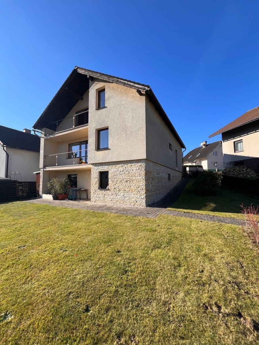 Predaj domu 1 m², pozemok 1.100 m², U Zahrádek, Jablonec nad Nisou, Liberecký kraj Predaj domu 1 m², pozemok 1.100 m², U Zahrádek, Jablonec nad Nisou, Liberecký kraj